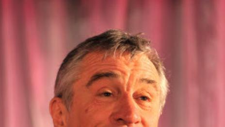 Де Ниро: Изпъването на бръчките е пълна глупост