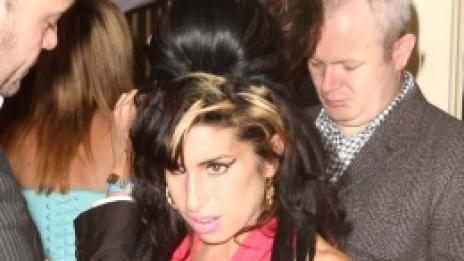 Ейми Уайнахус ще дари света с модна линия