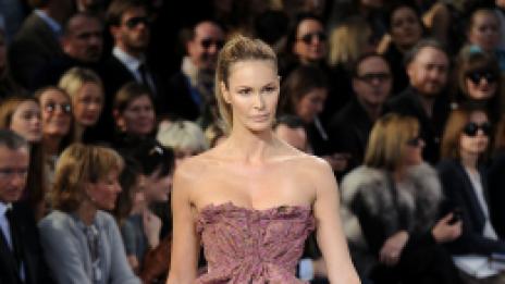 Louis Vuitton за класическата зряла дама