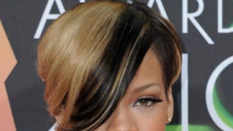 Заплашват Риана