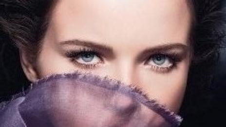 С едни очи напред: Анна де Рийк