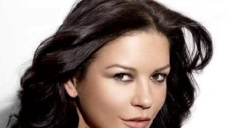 Наслада. Гола Катрин Зита Джоунс