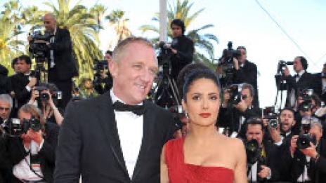 Салма каза сбогом на Хайек. Вече е Пино