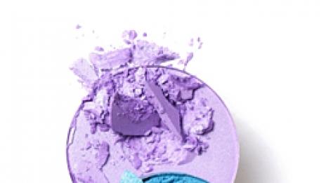 Лавандула и корал – грим с цвят на пролет