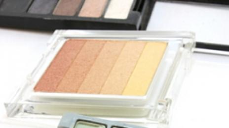 Перфектен грим, без събиране в гънката