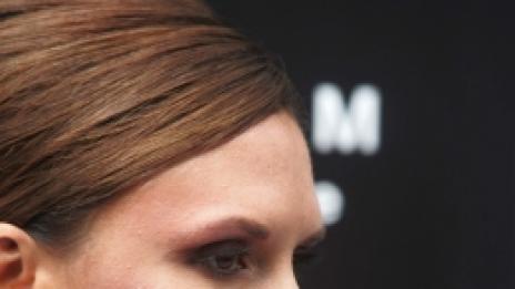 И Виктория Бекъм не е идеална. Имала лоша кожа