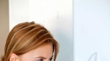 Среднощното похапване уврежда зъбите