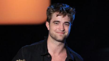 Робърт Патинсън – млад, гол и много смутен
