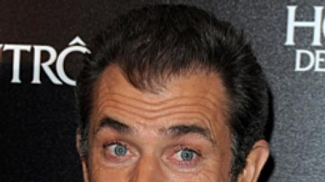 Мел Гибсън биел и детето си?