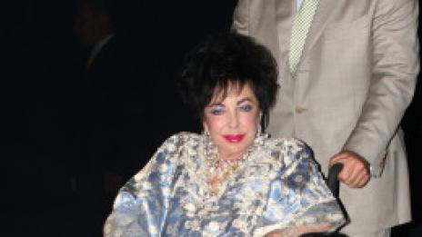 Брак № 9 за Елизабет Тейлър, звездите обещават щастие