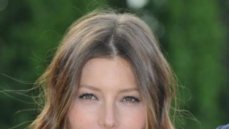 Джесика Бийл, Ева Мендес и Рейчъл Уайз  - режисьорите