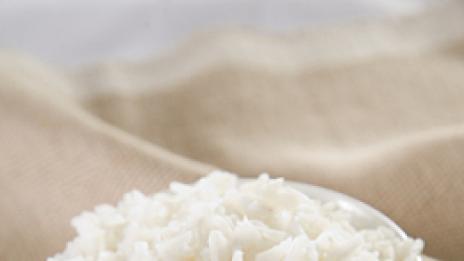 Терапия за суха кожа с оризова вода