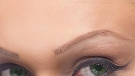 CO2 лазер премахва тъмните кръгове под очите