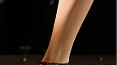 Обувки-скелети