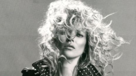 Кейт Мос и кожата...