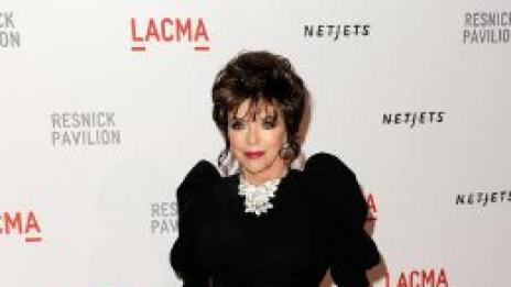 Джоан Колинс: Анджелина е красавица, Анистън не е