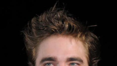 Робърт Патинсън ще живее вечно. Заради музиката си