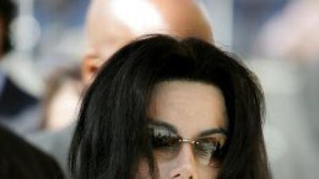 Майкъл Джексън е най-богат и след смъртта си