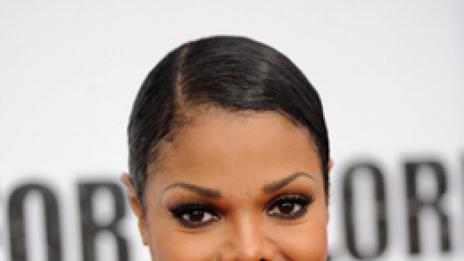 Джанет Джексън не е сгодена и това е