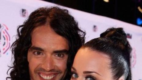 Кейти и Ръсел няма да са като Бекъмови