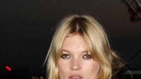 Кейт Мос е най-добре облечената жена на десетилетието