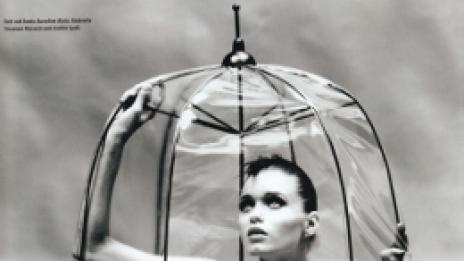 i-D. Aби Лий. Бъдещето. Голотата