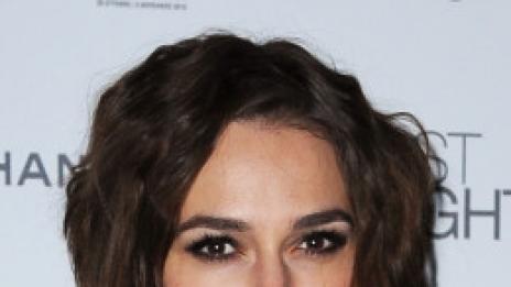 Живи като въглен очи - гримът на Кийра Найтли