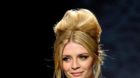 И Миша Бартън ще става дизайнер