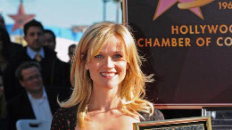 Рийз Уидърпуун със звезда на Алеята на славата