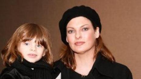 Линда Еванджелиста - красива с няколко килограма повече