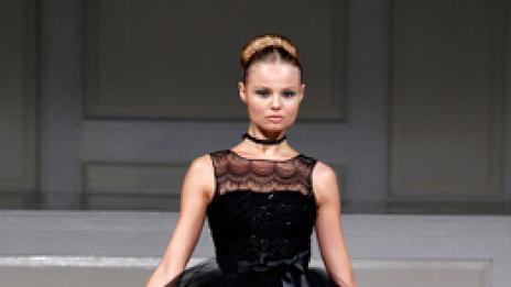 Разкошна пролет 2011. Oscar de la Renta