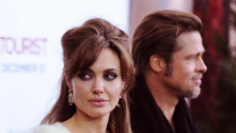 Джоли и Пит заздравяват любовта с йога