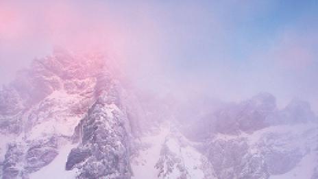 Нейно Великолепие Зимата