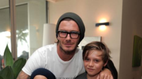 Синът на Бекъм е сред най-стилните... мъже