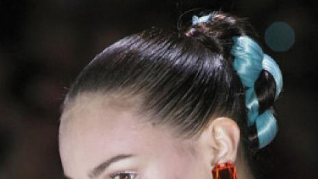 Плитка с панделка от плат