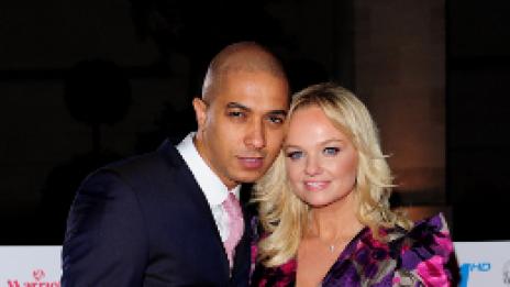 Бейби Спайс хем бременна, хем сгодена