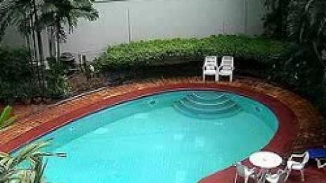 Басейн - сърце и други подобни