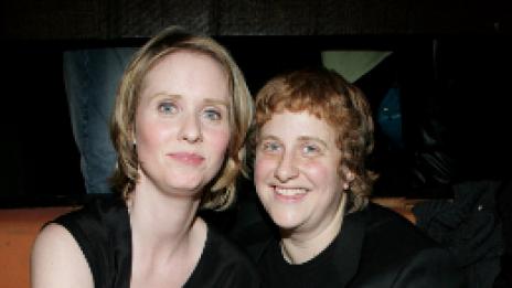 Синтия Никсън и партньорката й си имат момченце