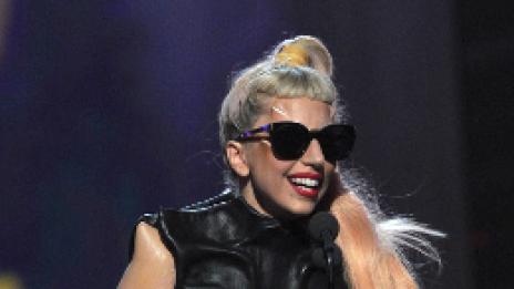 Грами: Арета Франклин, Лейди Гага и едно яйце