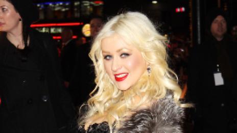 Кристина Агилера пияна до безсъзнание. Арестуваха я