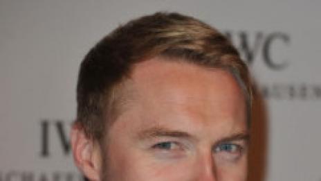 Мрачният злодей Ронан Кийтинг