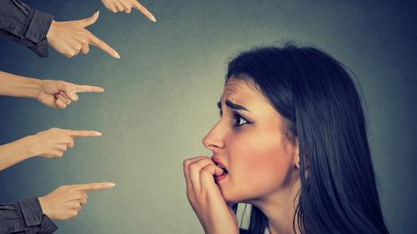 3-те зодии, които са най-склонни да се самообвиняват