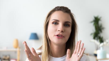 4 зодиакални знака, които минават директно на темата