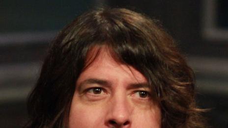 Вокалистът на „Фу файтърс” сънува Кърт Кобейн