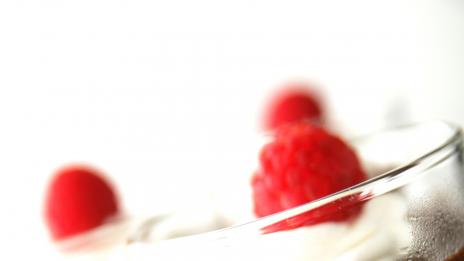 Шоколадов крем с кафе и плодове