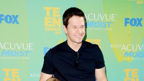 Марк Уолбър ще прави „уолбъргери“