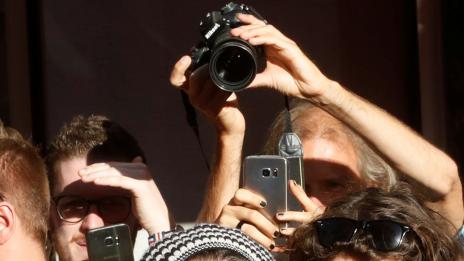 Фенове искат жена да замени Джони Деп в „Карибски Пирати“