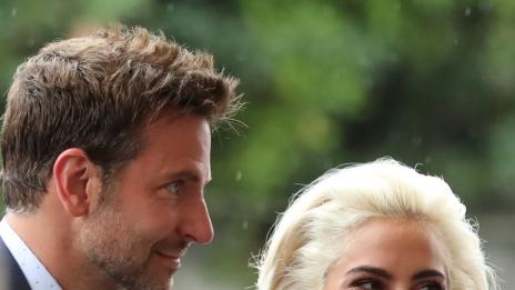 Стана ясно защо Лейди Гага скъсала с Карино