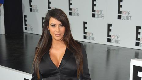 Ким Кардашян е в паника, че не може да спре да яде