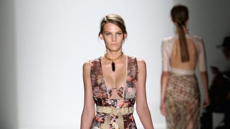 Изискани и в бански костюм